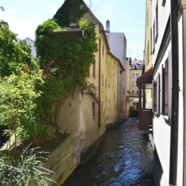 Bäche und Kanäle in der Altstadt – Ein UNESCO-Welterbe