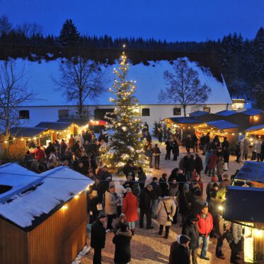 Weihnachtsmarkt in Oberschönenfeld