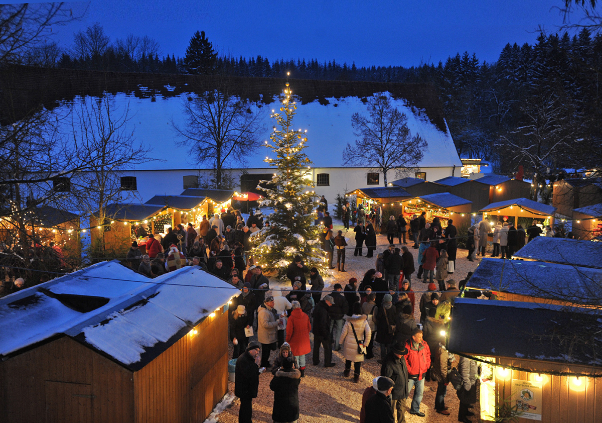 Weihnachtsmarkt Oberschönenfeld